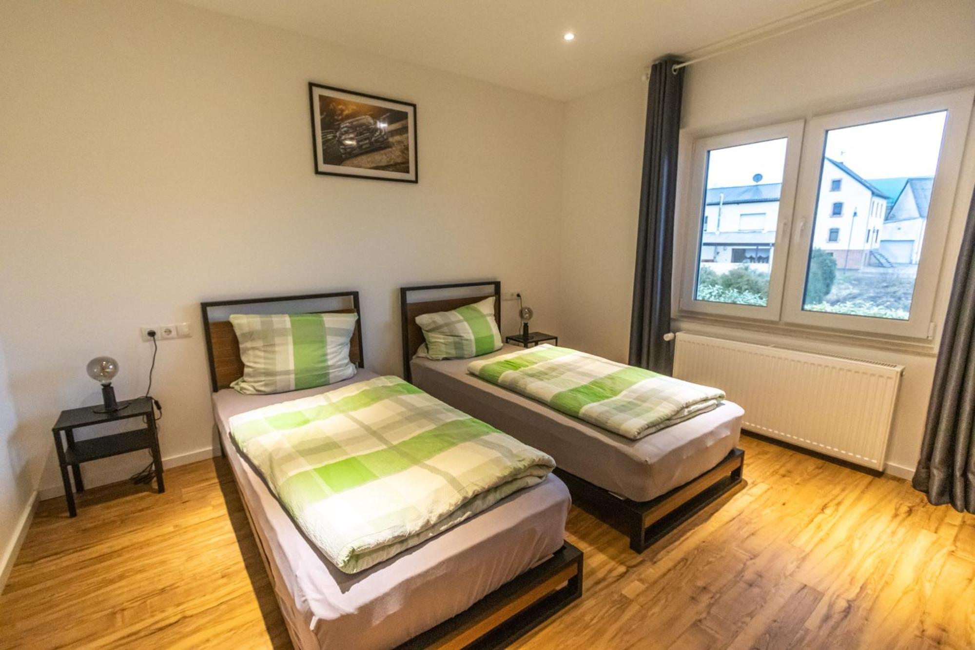 Suedschleife Appartements - Wlan - Direkt Am Ring Reimerath ภายนอก รูปภาพ